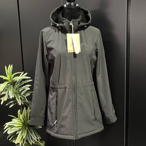Zeroxposur Soft Shell supreme water resistant,removable hood jacket, high lined - Picture 1 of 16